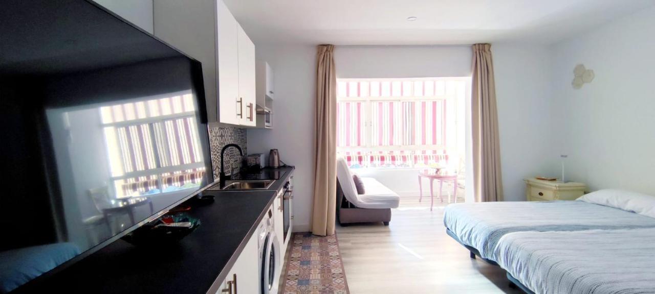 شقة Loft La Marina نيرخا المظهر الخارجي الصورة