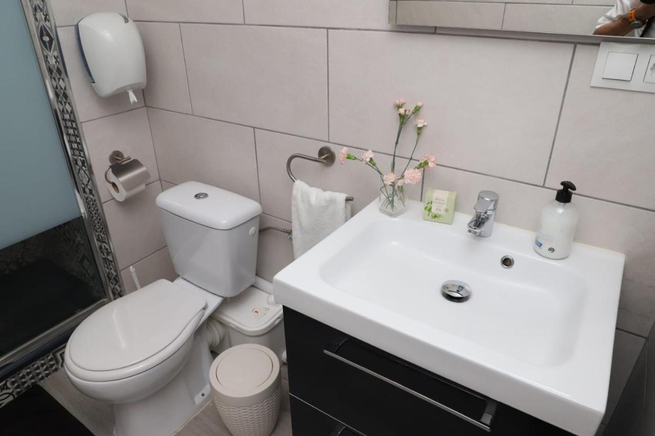 شقة Loft La Marina نيرخا المظهر الخارجي الصورة